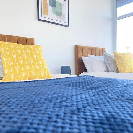 1 Bedroom Apartment - Flitwick - Contractor Friendly - Tourist Ready - Full Kitchen - Wifi - Smart Tv - Sofa Bed - Free Parking - Ideal For Short Or Long Stays Flitwick (Bedfordshire) Exterior foto