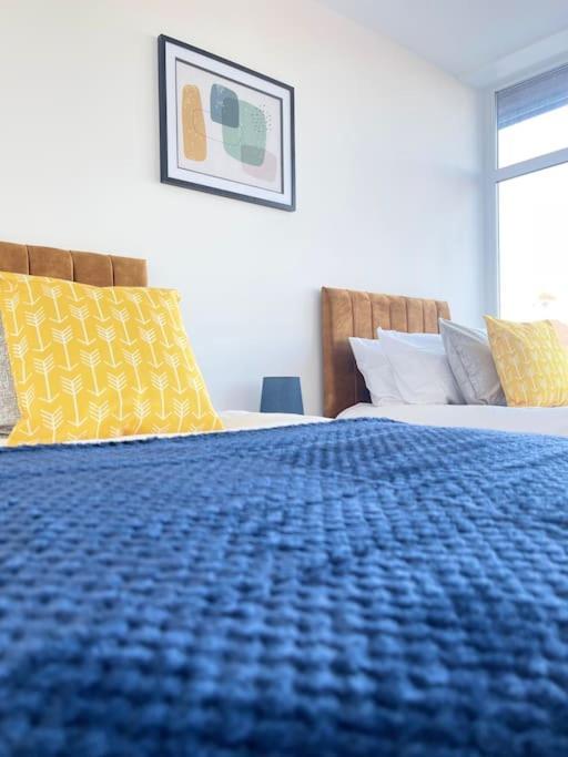 1 Bedroom Apartment - Flitwick - Contractor Friendly - Tourist Ready - Full Kitchen - Wifi - Smart Tv - Sofa Bed - Free Parking - Ideal For Short Or Long Stays Flitwick (Bedfordshire) Exterior foto